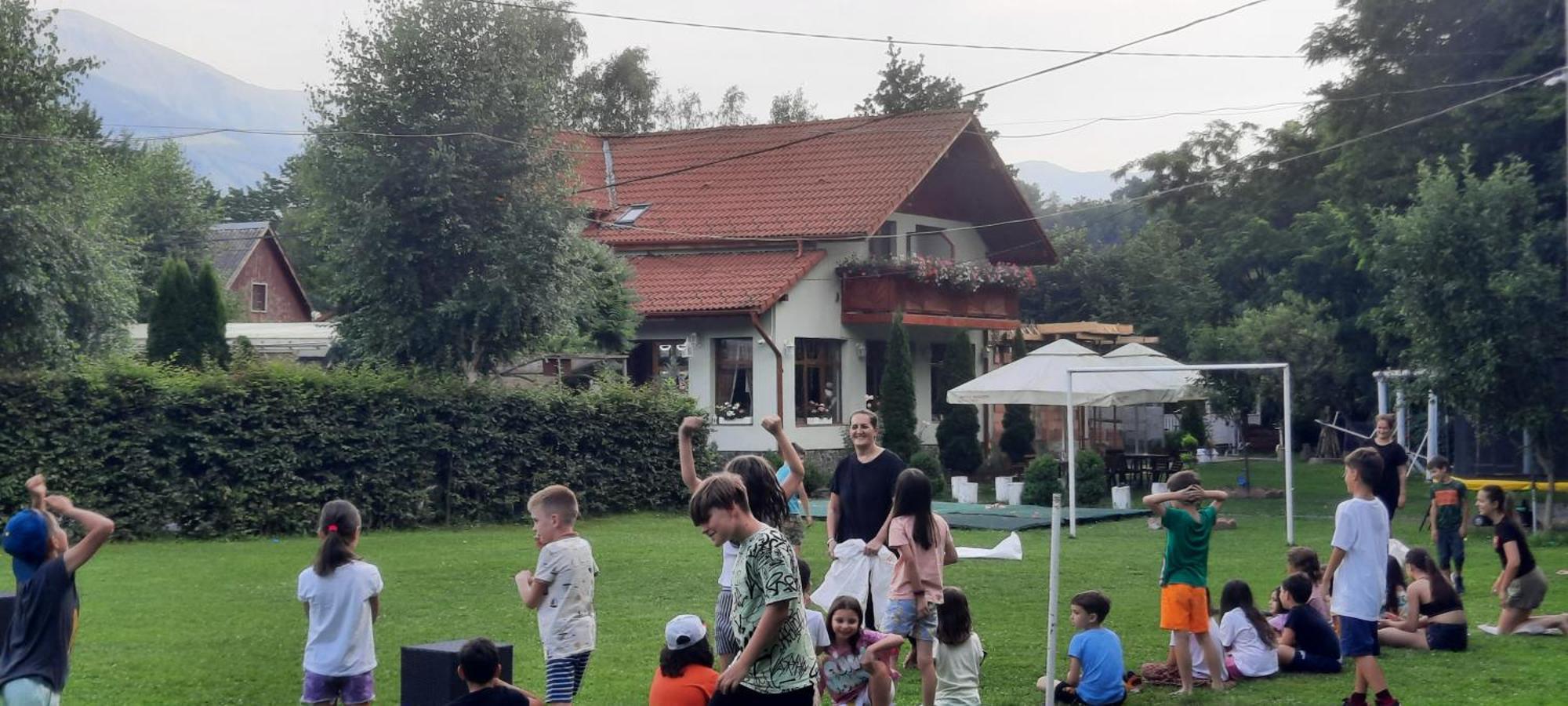 Pensiunea Poiana Avrigului Экстерьер фото